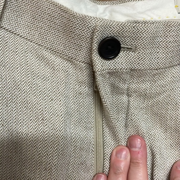 Banana Republic Relaxed Tapered Fit size 29 Regular Cream Chevron Dress Pants - Picture 3 of 13